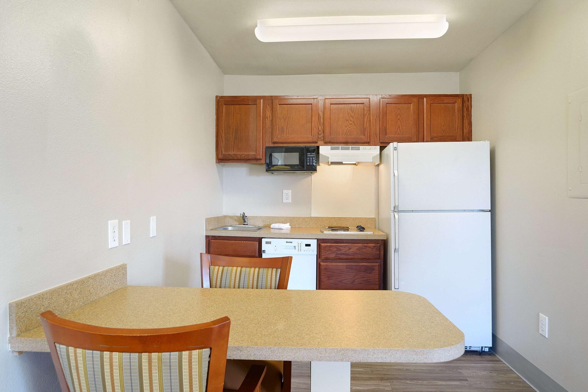 Extended Stay America Suites - Kansas City - Lenexa - 87Th St Overland Park Kültér fotó