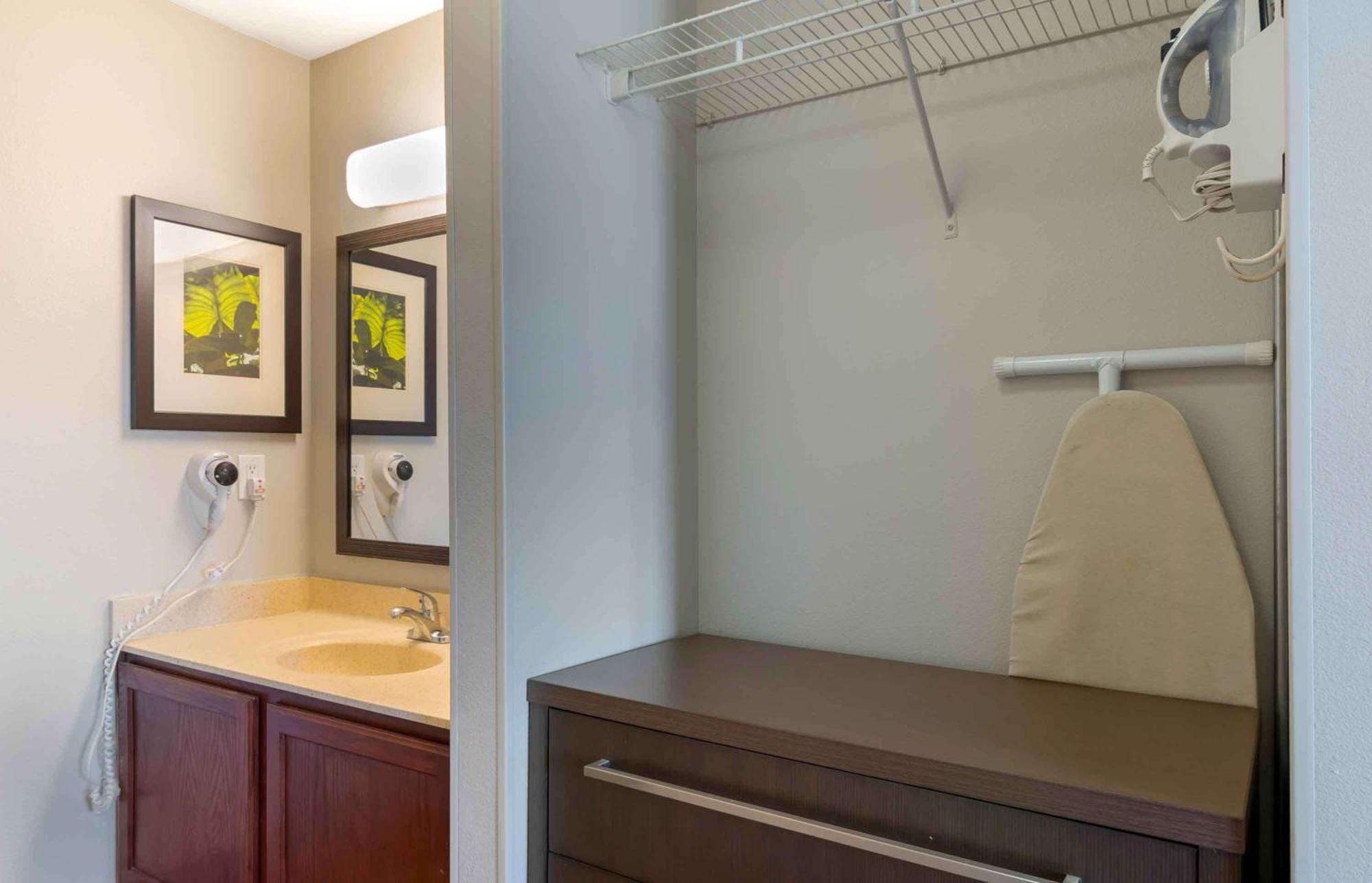 Extended Stay America Suites - Kansas City - Lenexa - 87Th St Overland Park Kültér fotó